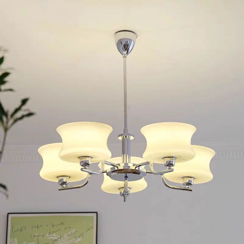 Interior Design Years - Belue Kronleuchter Französisch milchig weißes Glas